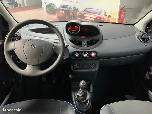 Renault Twingo 2014 photo 4