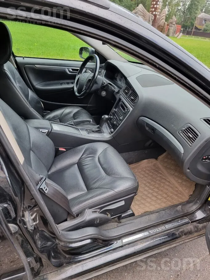 Volvo V70 2008 photo 3