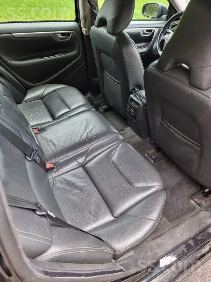 Volvo V70 2008 photo 2