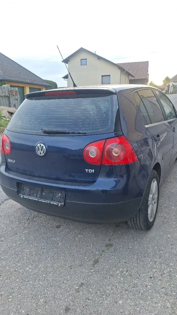 Volkswagen Golf 2008 photo 3
