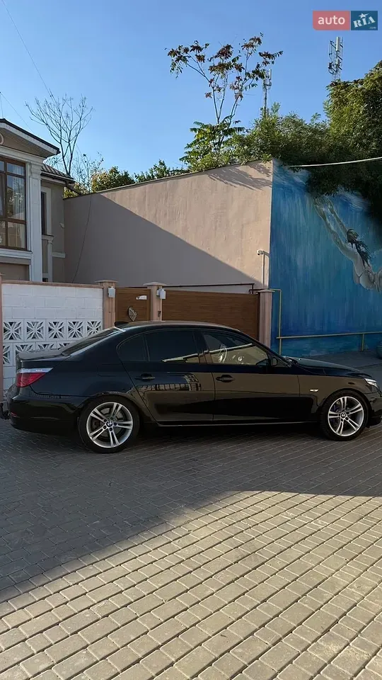 BMW 5 Series 2008 photo 3