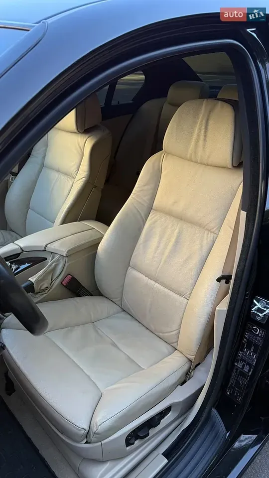 BMW 5 Series 2008 photo 5