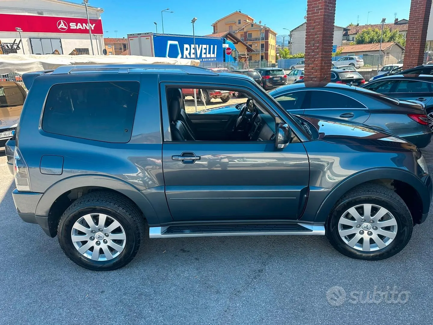 Mitsubishi Pajero 2009 photo 3
