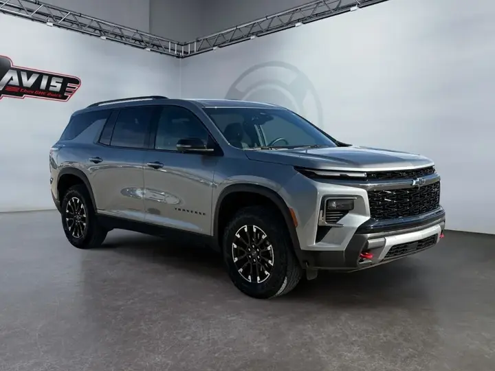 Chevrolet Traverse 2025 photo 3