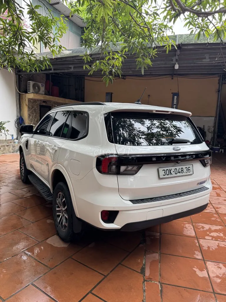 Ford Everest 2022 photo 3