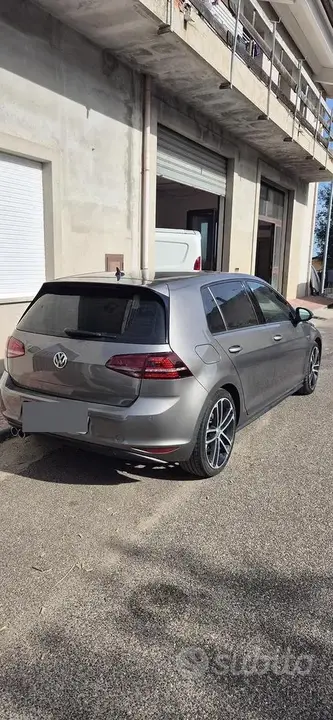 Volkswagen Golf 2017 photo 2