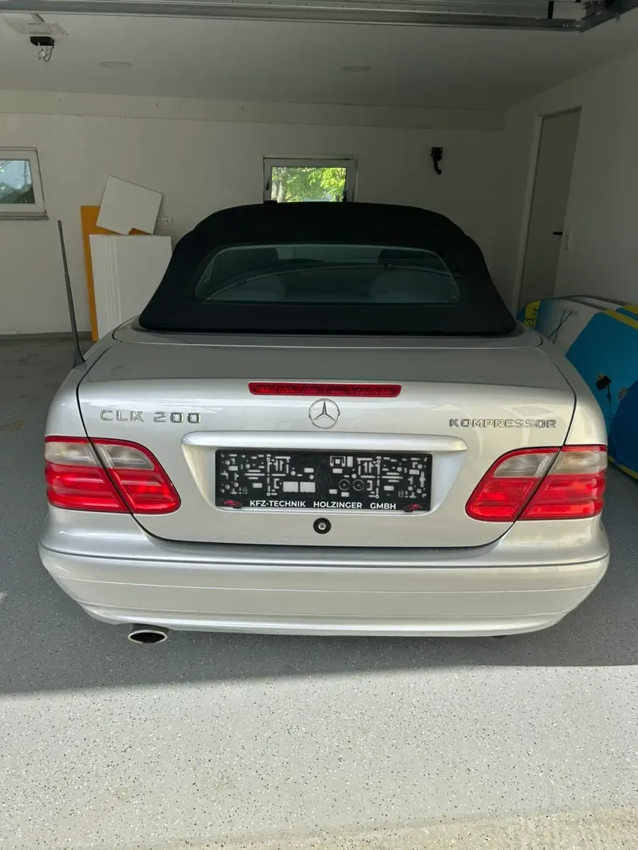 Mercedes-Benz Clk-Class 2001 photo 3