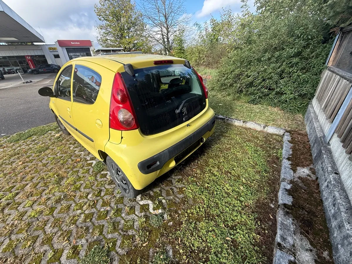 Peugeot 107 2006 photo 2