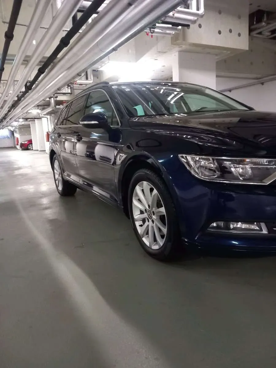 Volkswagen Passat 2017 photo 2