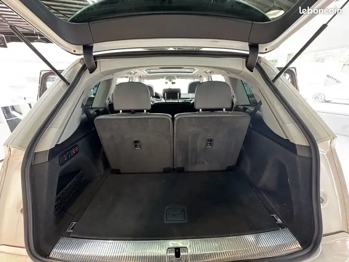 Audi Q7 2016 photo 5