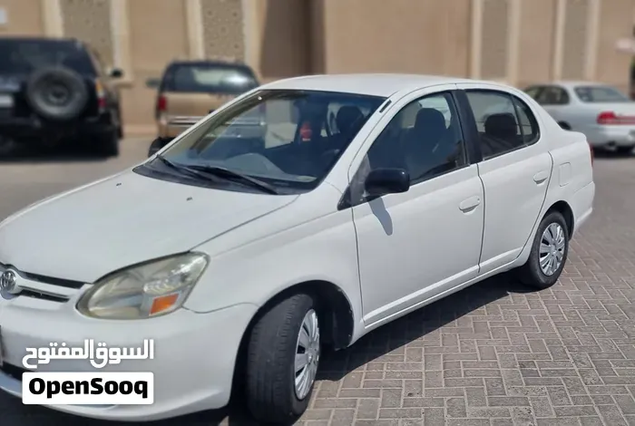 Toyota Echo 2004 photo 4