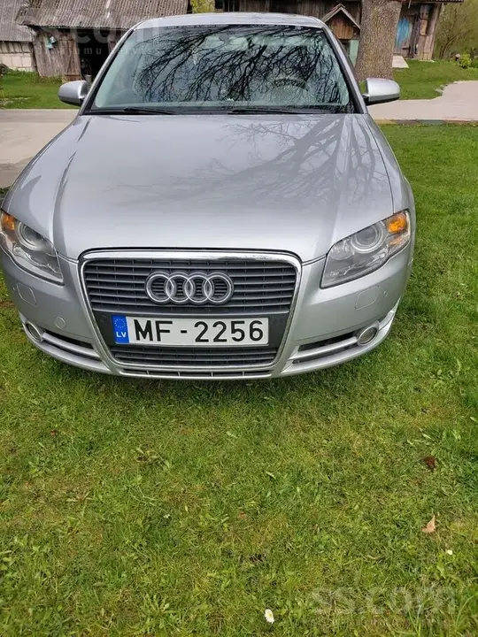 Audi A4 2004 photo 3