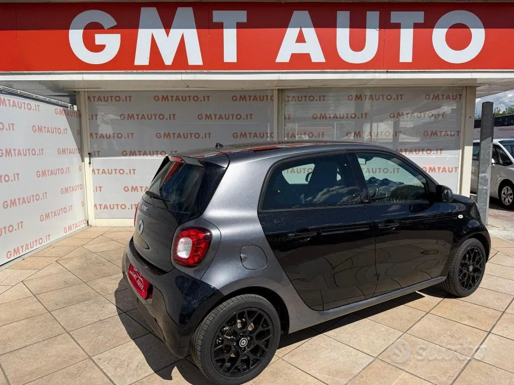 Smart Forfour 2017 photo 5