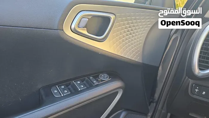 Kia Soul 2023 photo 3