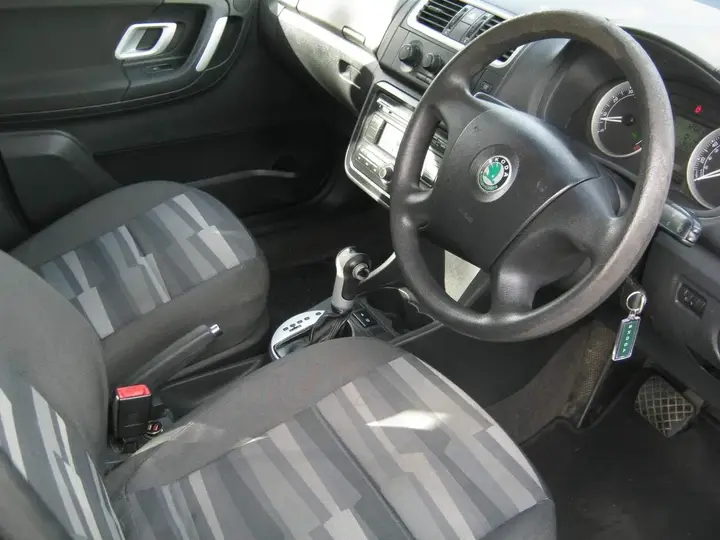 Skoda Roomster 2007 photo 3