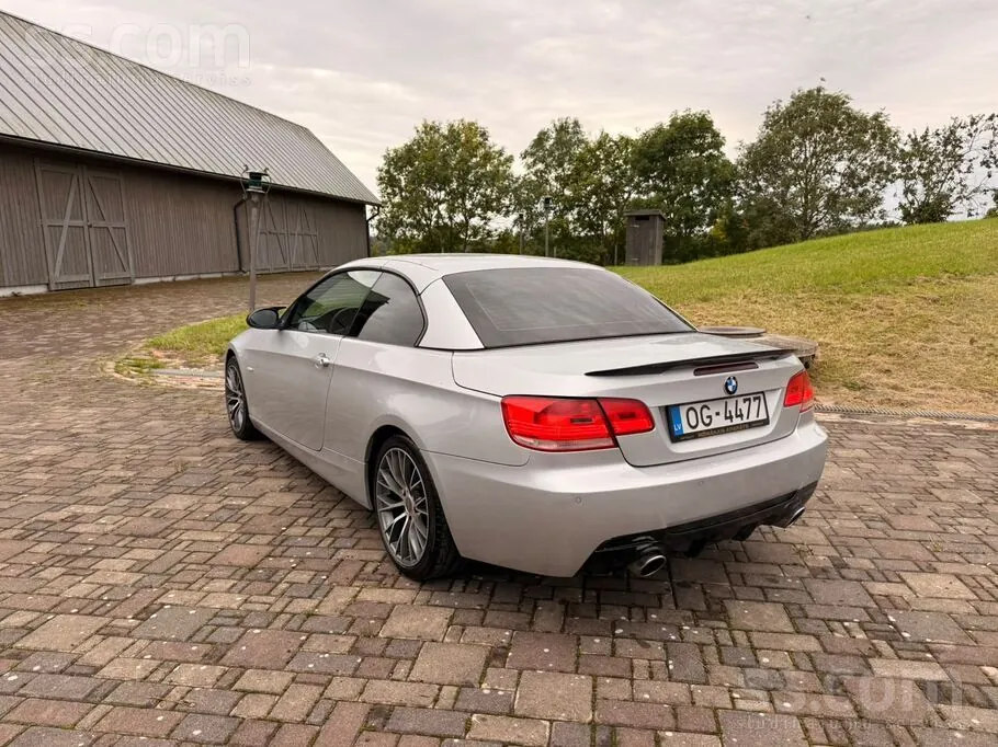 BMW 325 2009 photo 4