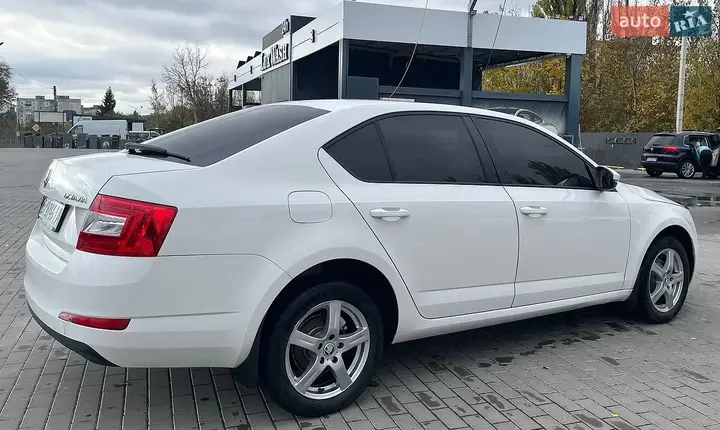 Skoda Octavia 2014 photo 5