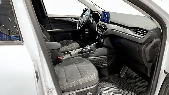 Ford Kuga 2022 photo 3