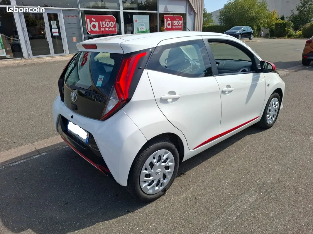 Toyota Aygo 2021 photo 2