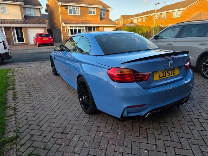 BMW M4 2015 photo 4