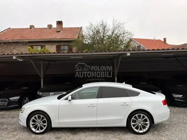 Audi A5 2013 photo 4