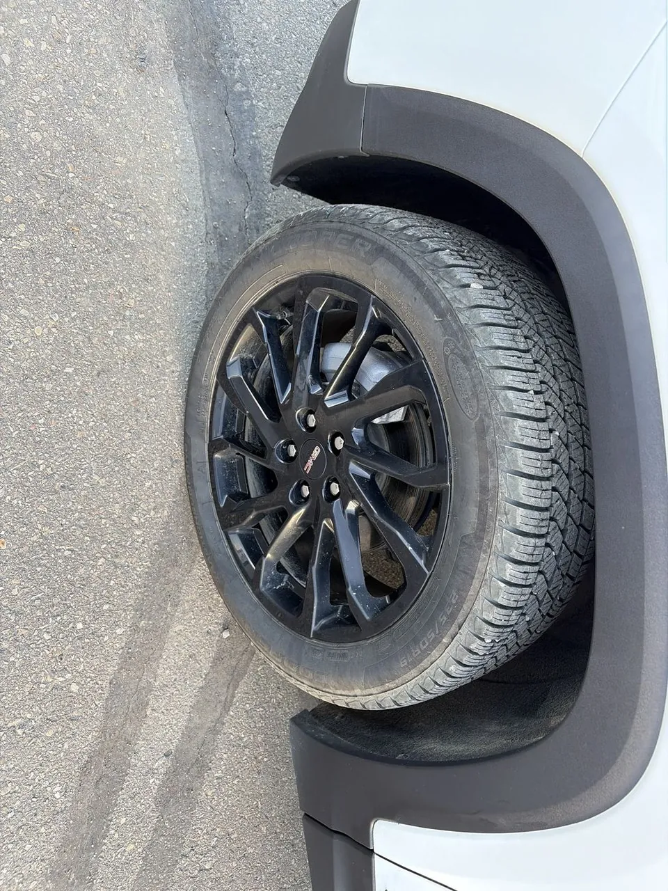 GMC Terrain 2024 photo 3