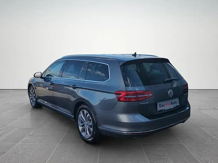 Volkswagen Passat 2016 photo 3