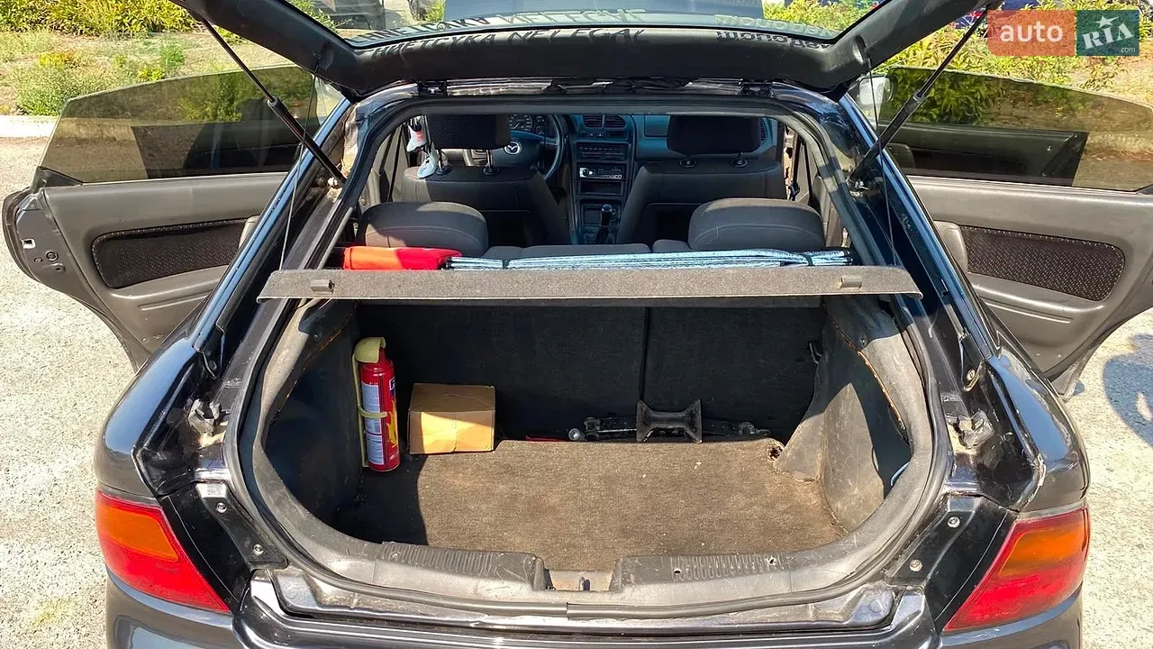 Mazda 323 1994 photo 4