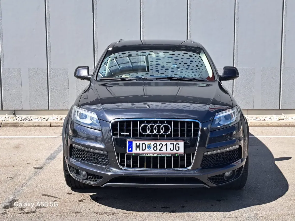 Audi Q7 2009 photo 2