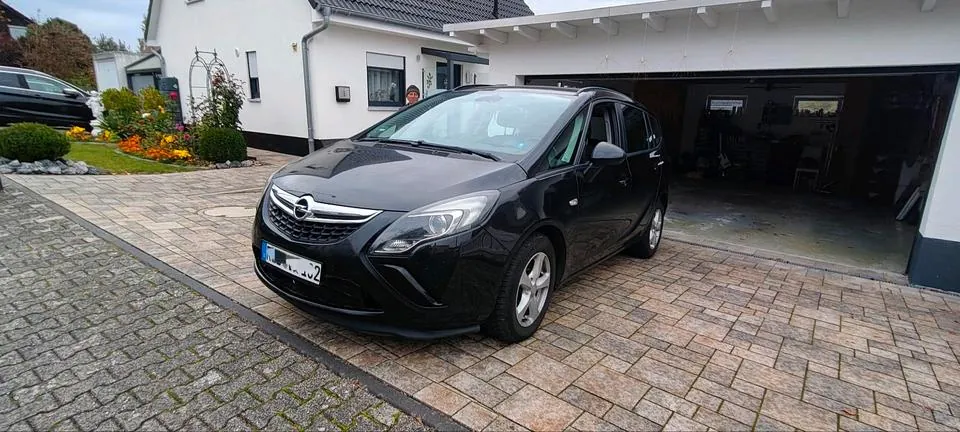 Opel Zafira Tourer