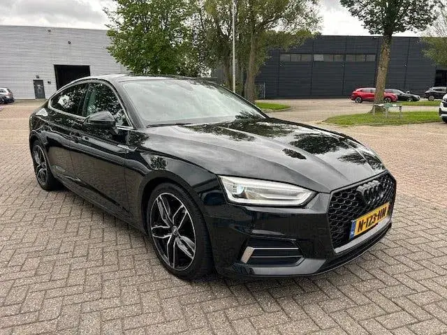Audi A5 2018 photo 3