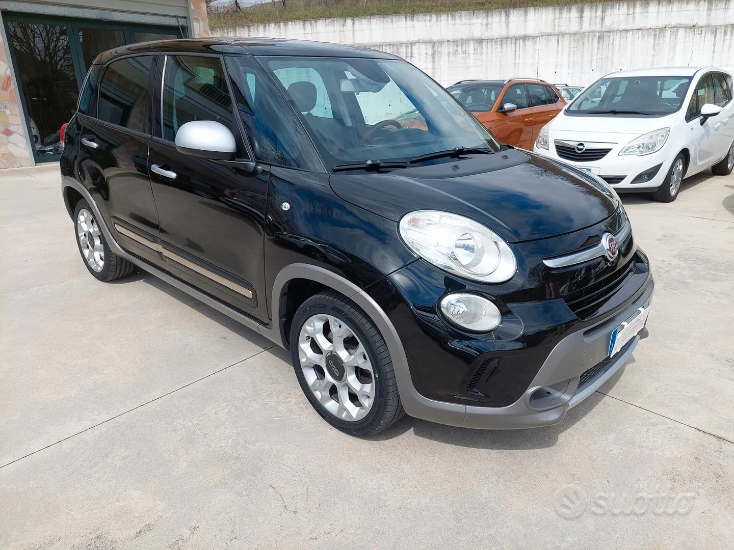 Fiat 500L 2015 photo 2