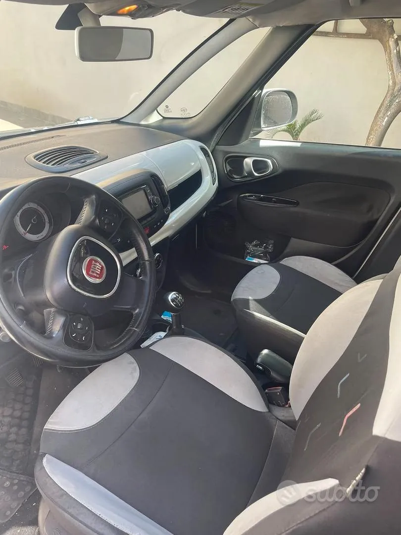 Fiat 500L 2015 photo 3