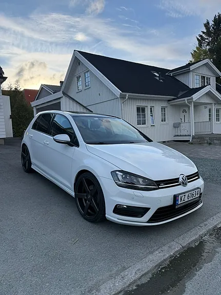 Volkswagen Golf 2014 photo 2