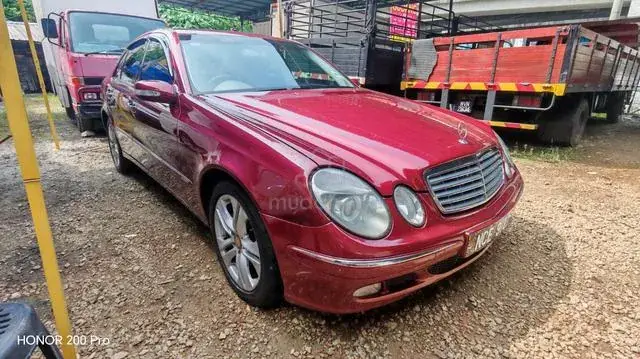 Mercedes-Benz E200 Avantgarde