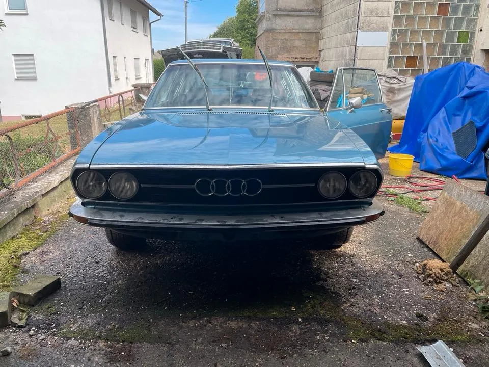 Audi 100 Coupé S