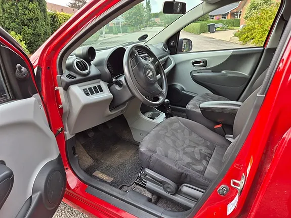 Suzuki Alto 2009 photo 3