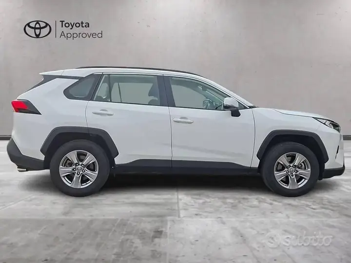 Toyota Rav4 2022 photo 4