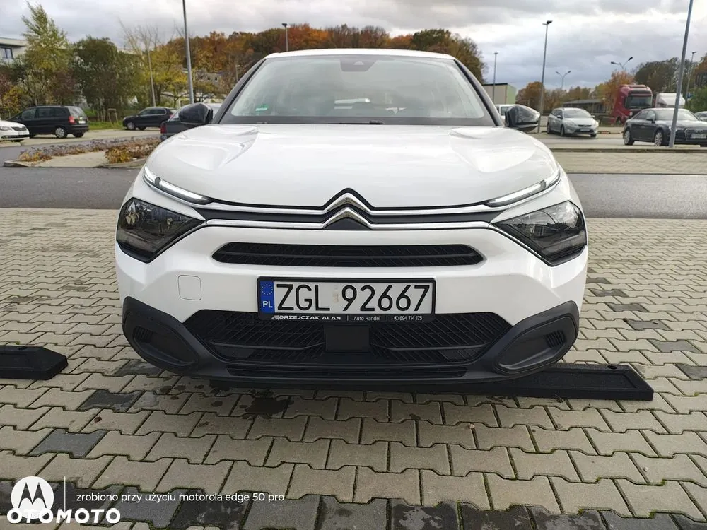Citroen C4 2024 photo 3