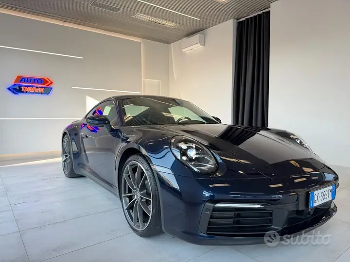 Porsche 911 2020 photo 3