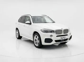 BMW X5 2015 photo 2