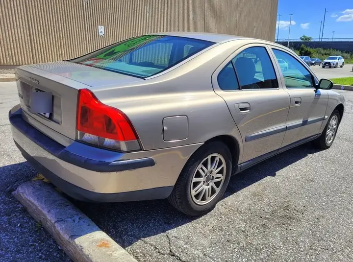 Volvo S60 2004 photo 3