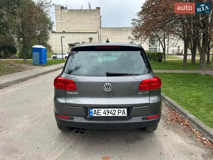 Volkswagen Tiguan 2012 photo 4