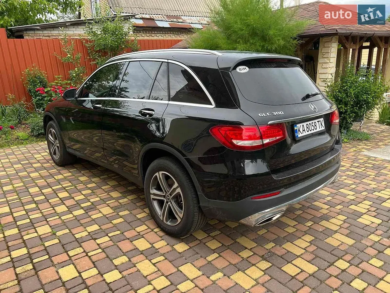 Mercedes-Benz Glc-Class 2019 photo 3