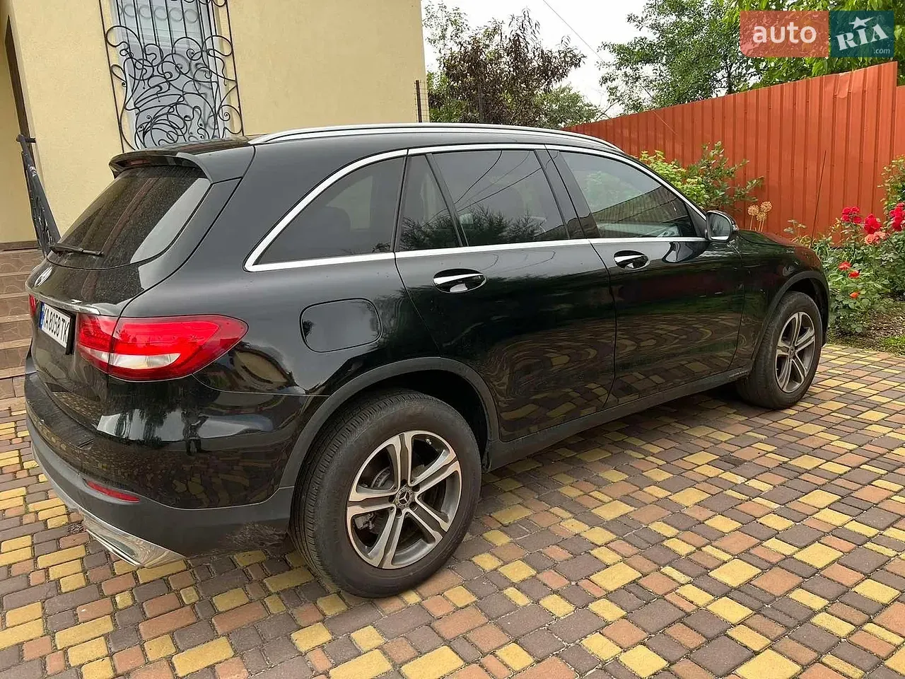 Mercedes-Benz Glc-Class 2019 photo 5