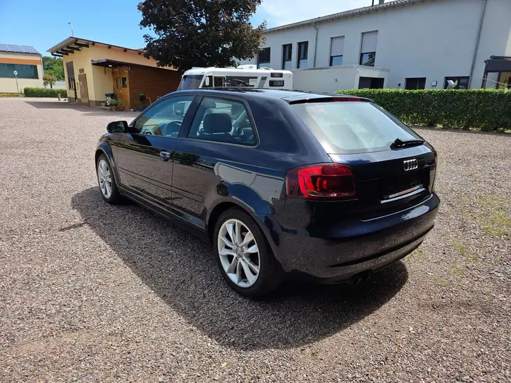 Audi A3 2011 photo 5