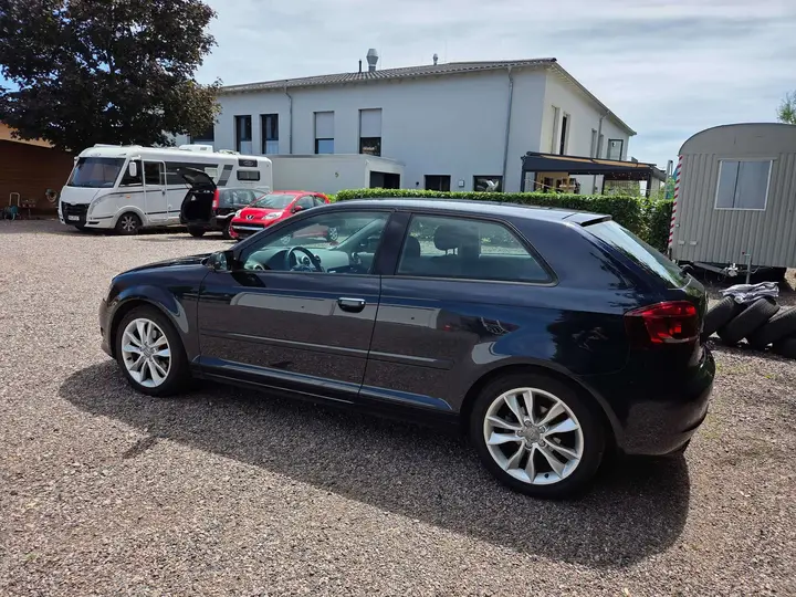 Audi A3 2011 photo 4