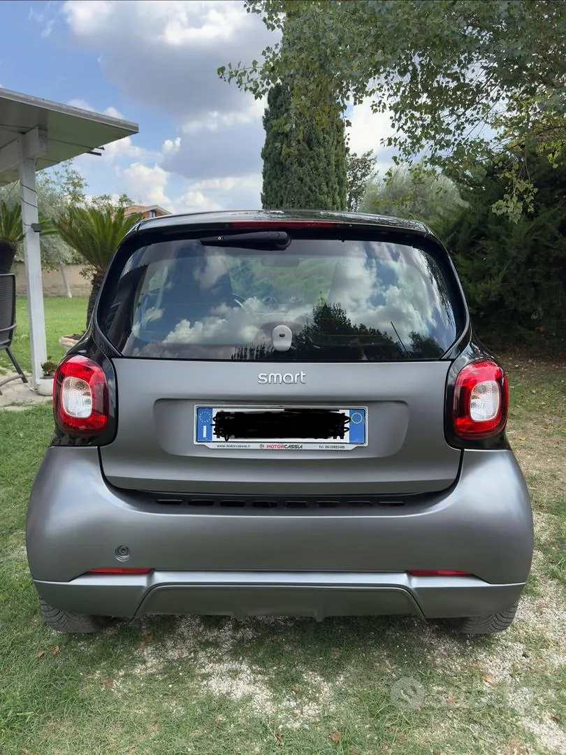 Smart Fortwo 2018 photo 3
