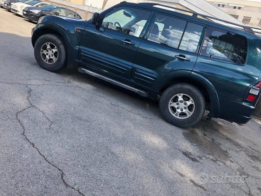 Mitsubishi Pajero 2000 photo 5