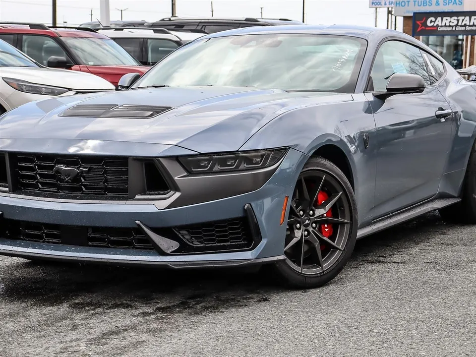 Ford Mustang 2026 photo 2
